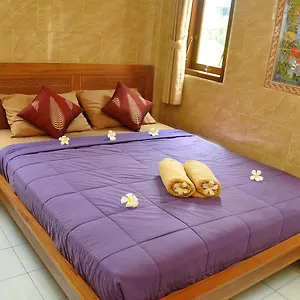  Homestay Mira Family Indonesia